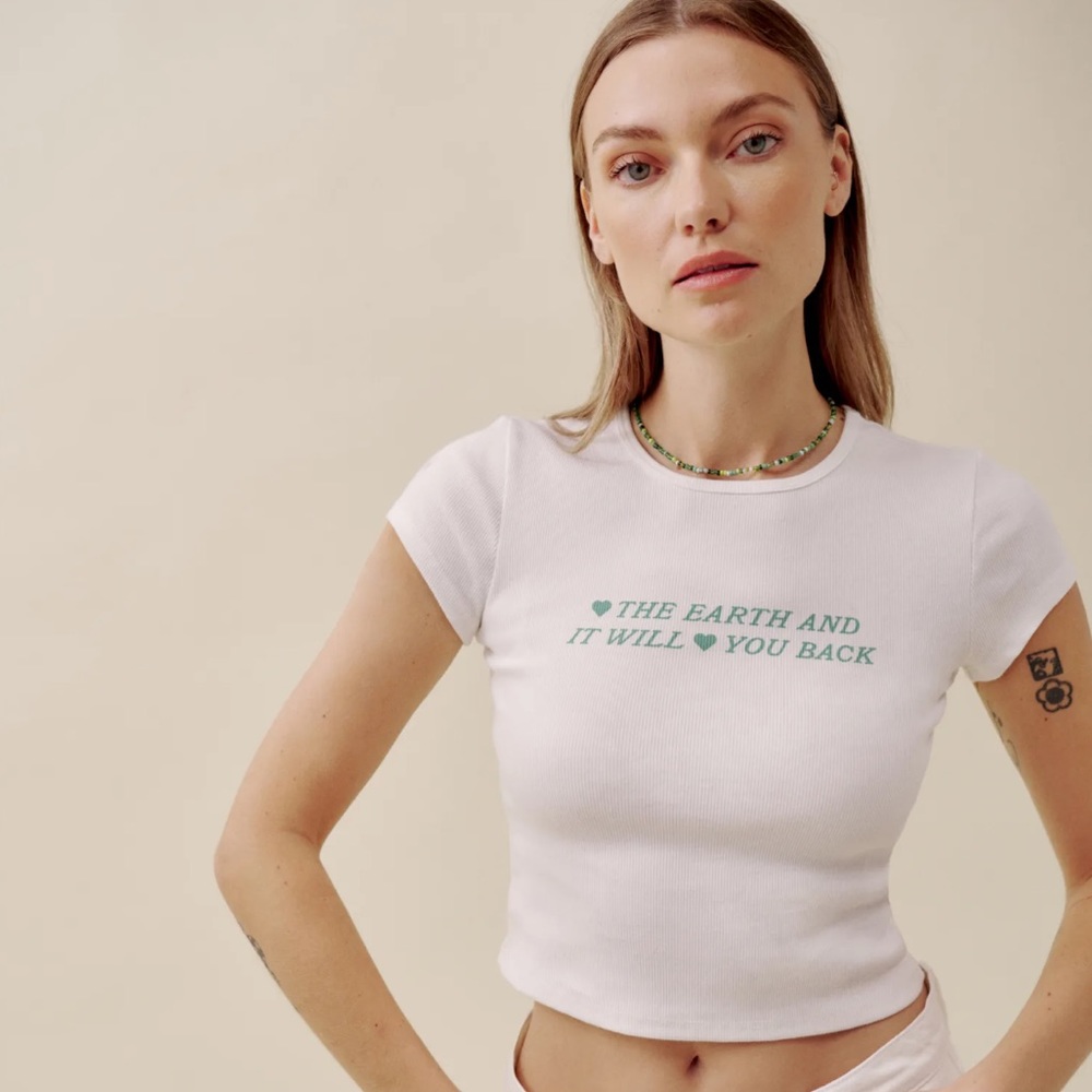 Reformation Muse Tee 🫶🏼the earth
